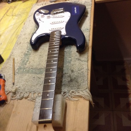 Limpieza y nutrimiento del diapasón.